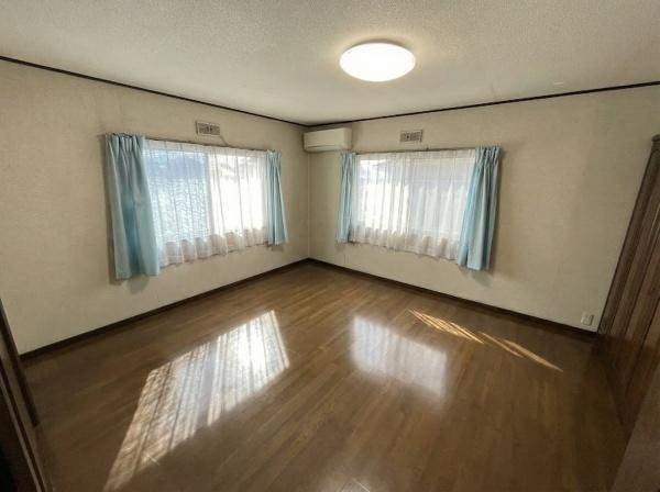彦根市日夏町の中古一戸建て