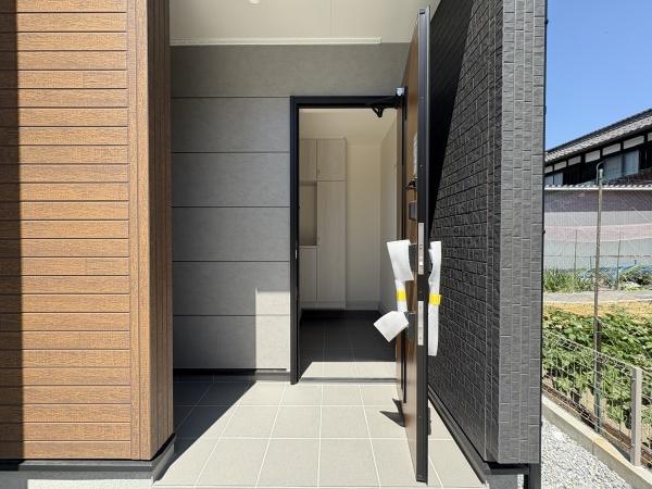 長浜市平方町8期　1号棟