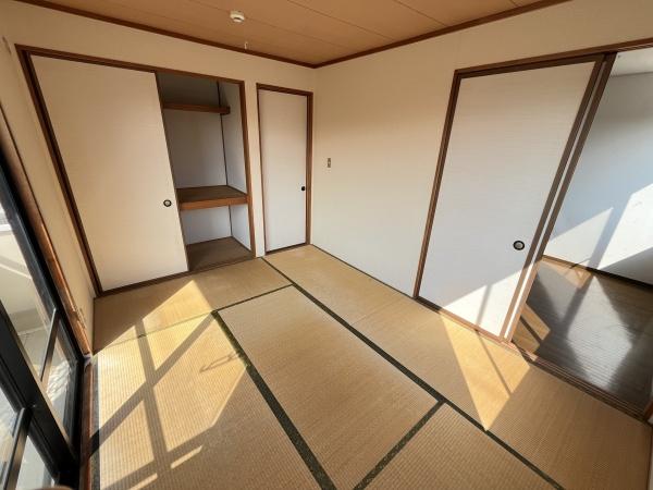 彦根市野田山町の中古一戸建て