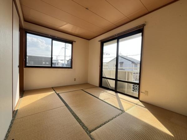 彦根市野田山町の中古一戸建て
