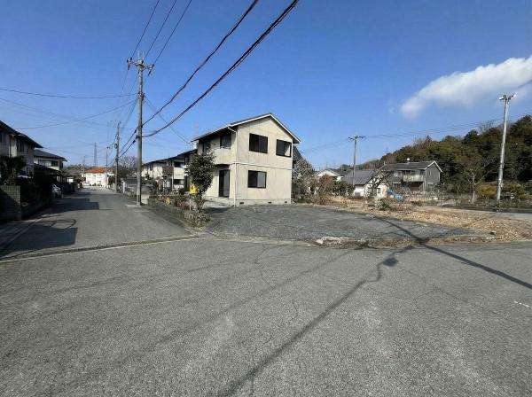 彦根市野田山町の中古一戸建て