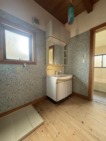 愛荘町長野　中古戸建