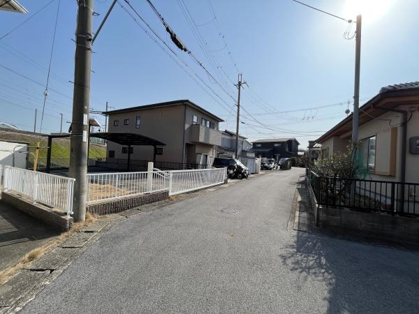 彦根市芹町の中古一戸建て