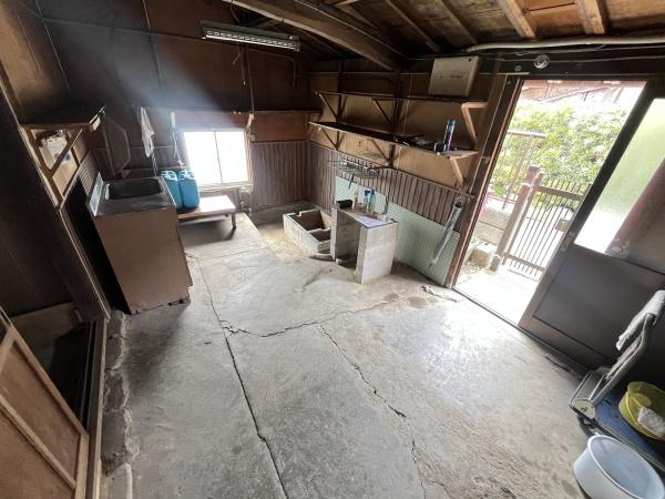 彦根市稲部町の中古一戸建て