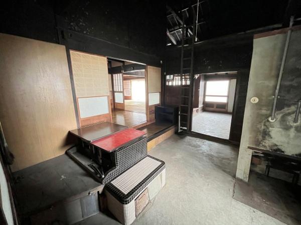 彦根市稲部町の中古一戸建て