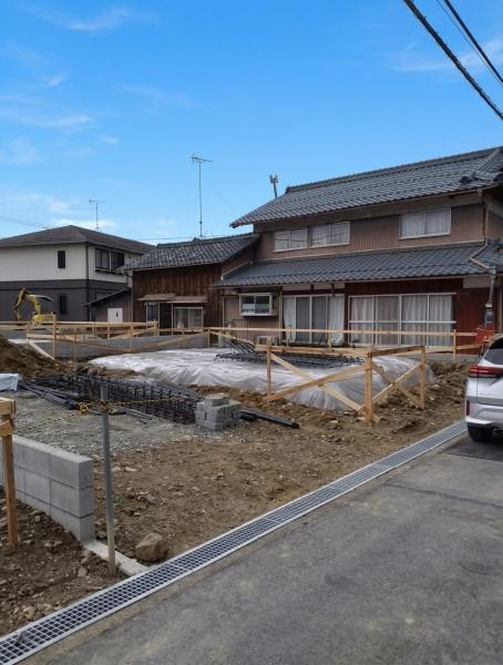 彦根市正法寺町第１　１号棟