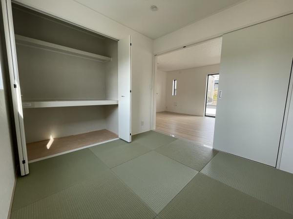 彦根市正法寺町第１　１号棟