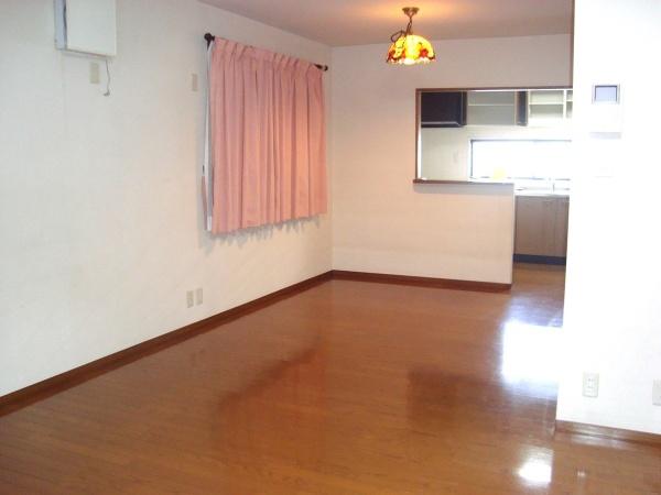 彦根市西今町の中古一戸建て