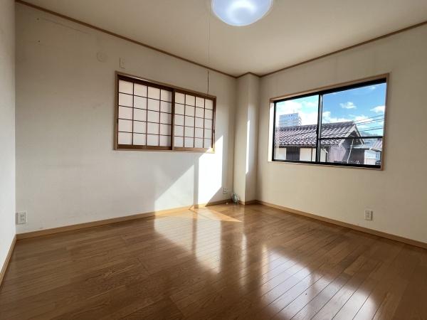 米原市下多良の中古一戸建て