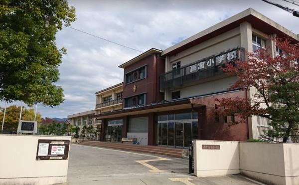彦根市高宮町の中古一戸建て(彦根市立高宮小学校)