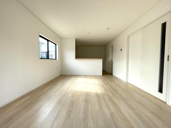 彦根市芹町第１　２号棟
