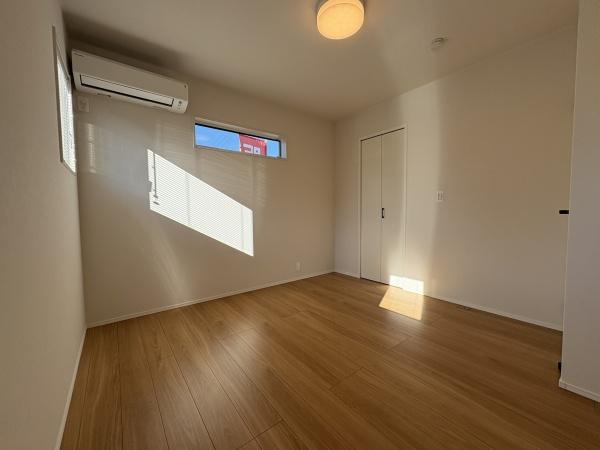 彦根市西今町　平屋