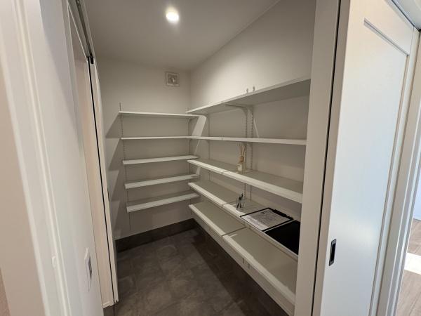 彦根市西今町　平屋