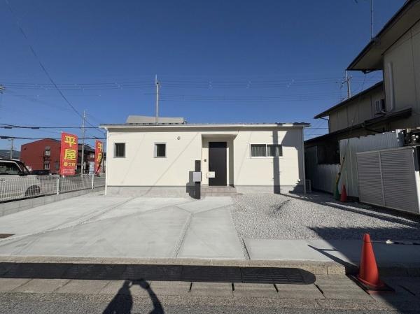 彦根市西今町　平屋