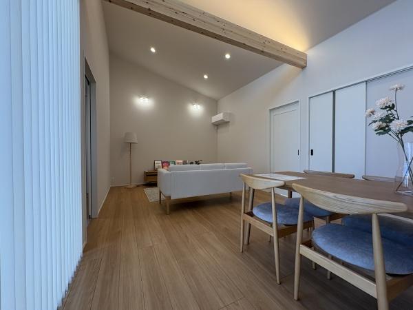彦根市西今町　平屋