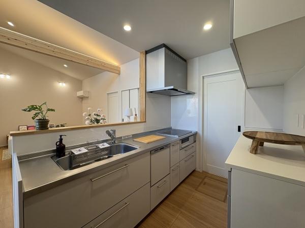 彦根市西今町　平屋