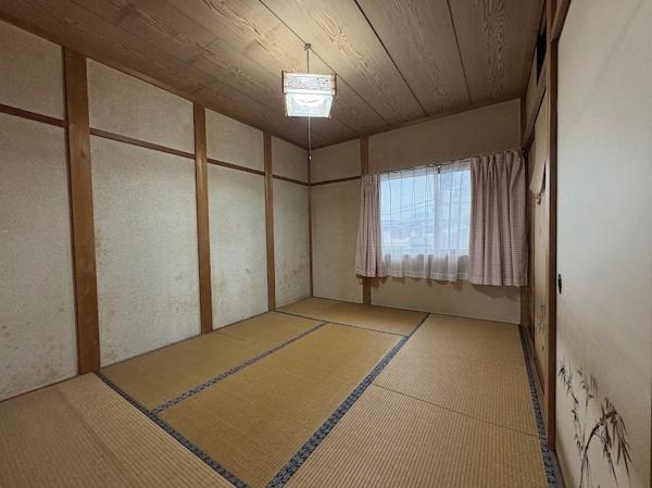 彦根市芹川町の中古一戸建て