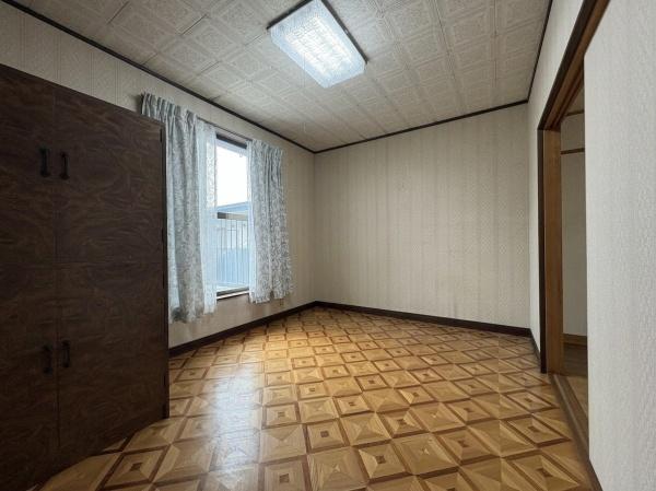 彦根市芹川町の中古一戸建て