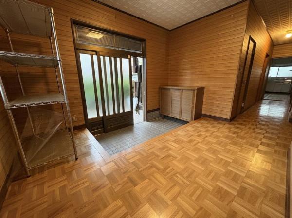 彦根市芹川町の中古一戸建て