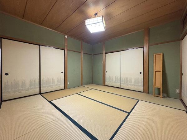 彦根市芹川町の中古一戸建て