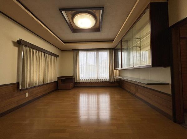 彦根市芹川町　中古戸建