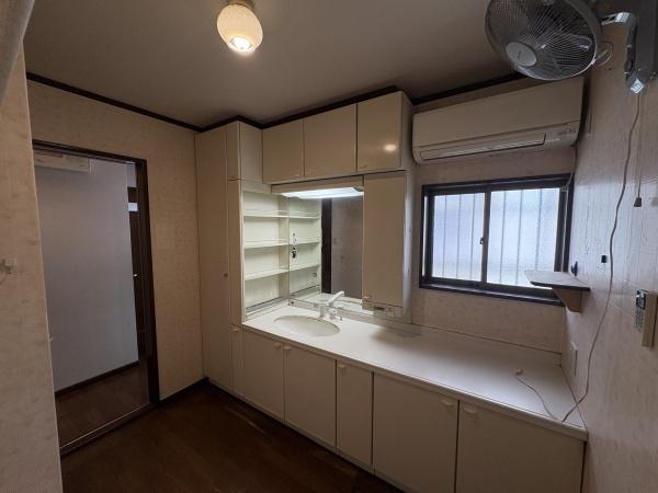 米原市高溝の中古一戸建て