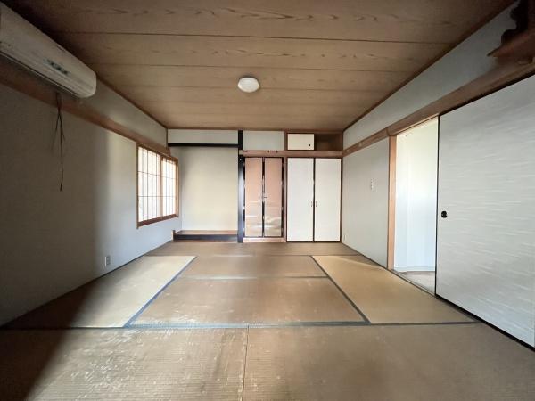 彦根市肥田町の中古一戸建て