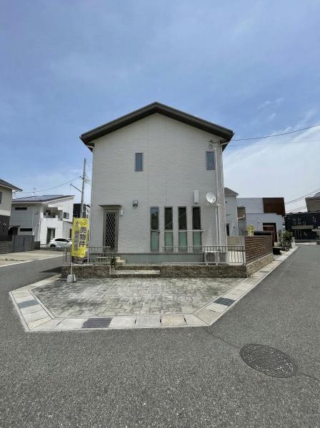 彦根市八坂町の中古一戸建て