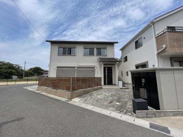彦根市八坂町の中古一戸建て