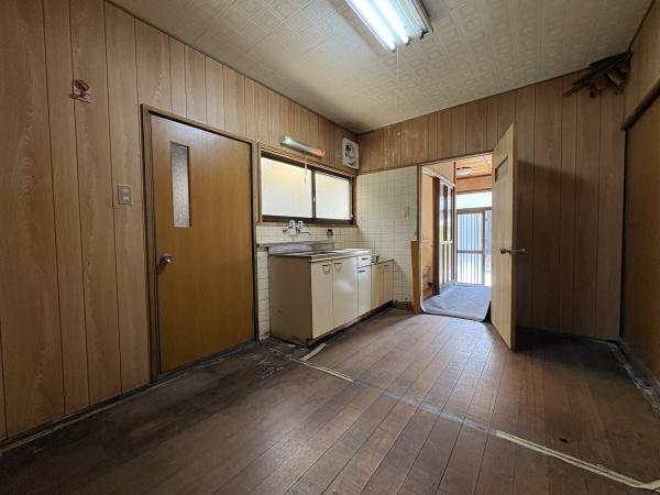 彦根市後三条町　中古戸建