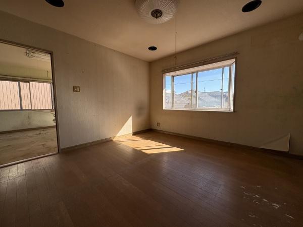 彦根市八坂町の中古一戸建て