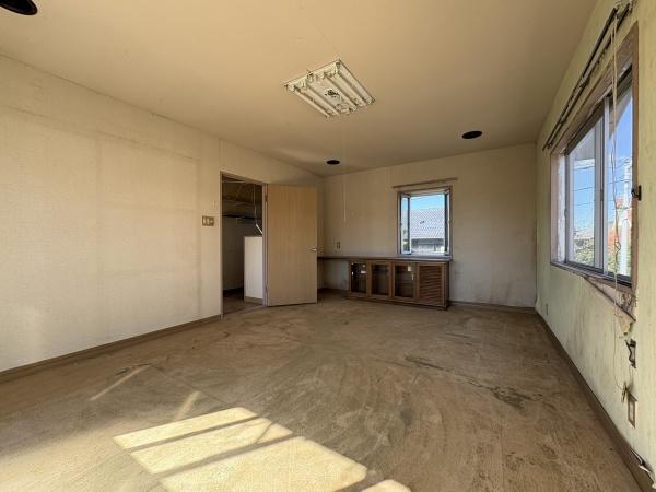 彦根市八坂町の中古一戸建て