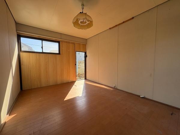 彦根市八坂町の中古一戸建て