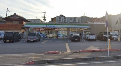 ノーザンレイク米原(ファミリーマート米原駅西店)