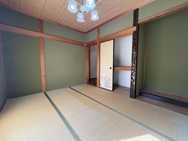 彦根市松原町の中古一戸建て