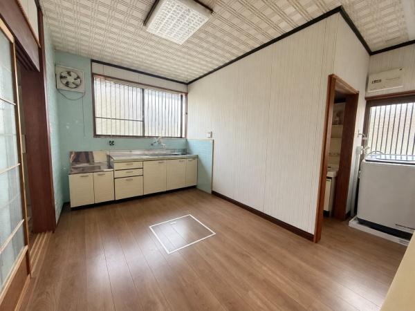 彦根市中藪町の中古一戸建て