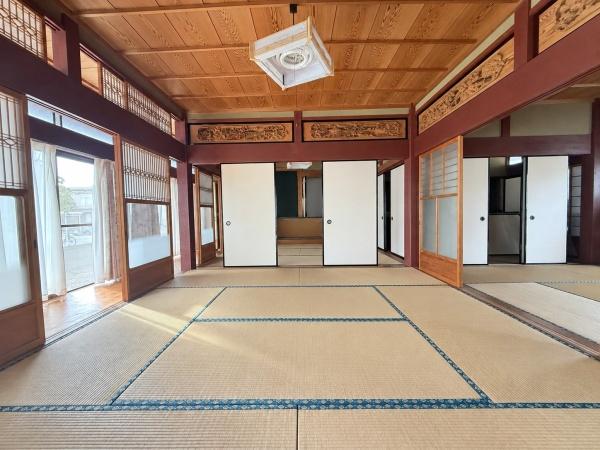 彦根市中藪町の中古一戸建て
