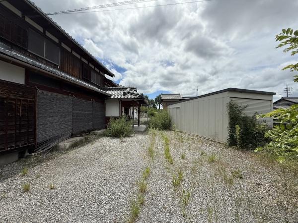 彦根市里根町　土地