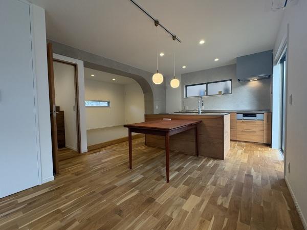彦根市日夏町の中古一戸建て