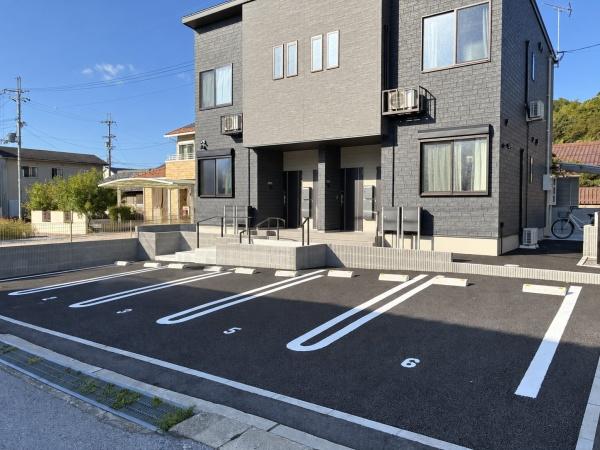 彦根市古沢町　アパート