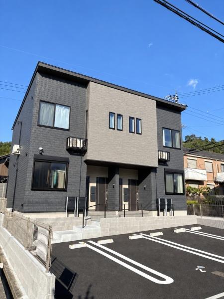 彦根市古沢町　アパート