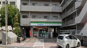 茨木市総持寺１丁目の中古一戸建て(ファミリーマート米田総持寺店)