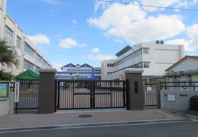 高槻市京口町の中古一戸建て(高槻市立高槻小学校)