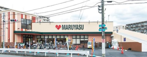サンヴェール高槻天神町(マルヤス西真上店)