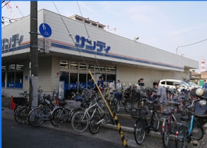 ホワイトハウス穂積(サンディ茨木駅前店)