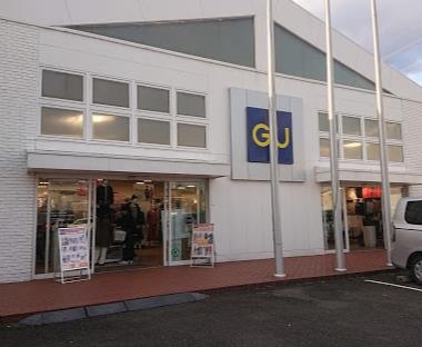 高槻市淀の原町の土地(ジーユー高槻店)