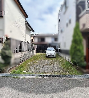 高槻市淀の原町　建築条件無し土地