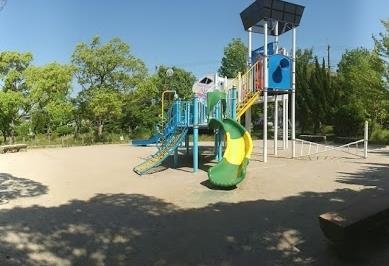 高槻市南平台5丁目の土地(南平台中央公園)