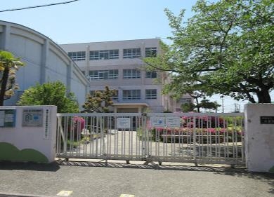 高槻市栄町2丁目の土地(高槻市立寿栄小学校)