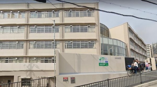 ミリカ・ヒルズⅡ街区E棟(吹田市立千里丘北小学校)
